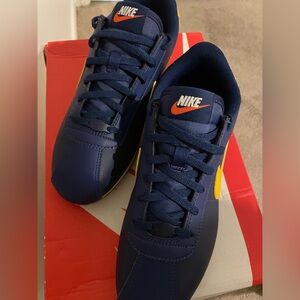Nike Navy Blue Athletic Shoes